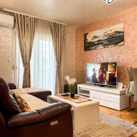 Lux Deluxe Apartment