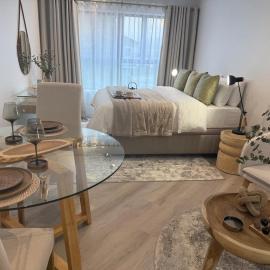 Platform 132 - 2 On Tabak with onsite Parking, hotel u gradu Paarl