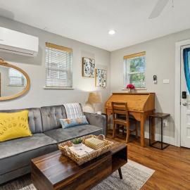 The Cultural District Cottage, hotel in Fort Worth