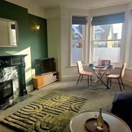 Christchurch House, hotell i Folkestone