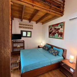 Studio au bord de la lagune, viešbutis mieste Asini