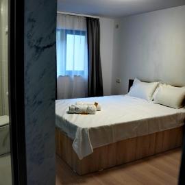 Defileu, hotel Bumbeşti-Jiuban