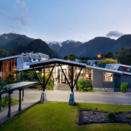 Scenic Hotel Franz Josef Glacier, hotel u gradu Franc Jozef