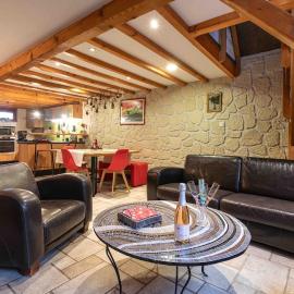 Gîte 3 étoiles avec sauna individuel chez Chanchan de 1 a 6 personnes, hotel in Dambach-la-Ville