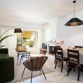 Bmyguest - Vale do Lobo Family Beach Villa, Hotel in Vale do Lobo