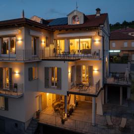 Alba Palace Luxury Apartments, hotel em Alba