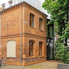 BerlinCityHouse - Unique Tiny Garden Townhouse