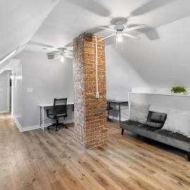 Spacious 2BR Suite Near Yale & SCSU, hotel v destinaci New Haven