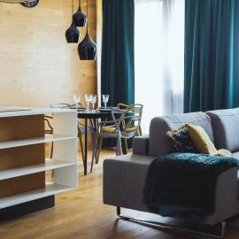 Stylish 2-BR apartment, 100 sqm ǀ AC, Free parking, Terrace