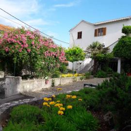 Dobrinj Apartment 2, khách sạn ở Klanice Dobrinj