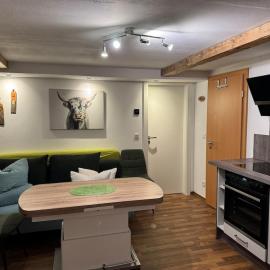Haus Monika - wunderschöne ruhige Wohnung, hotel a Fürstenfeldbruck