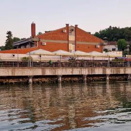 Kafana Zlatna Ribica, hotel a Golubac
