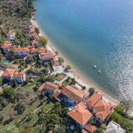 AtESI HOUSE-LEFOKASTRO, viešbutis mieste Lefokastras