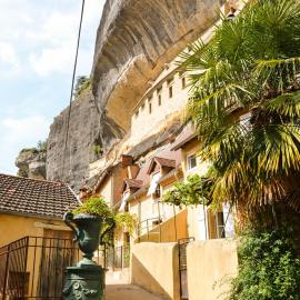 La Lézardière Maison troglodyte aux Eyzies Périgord, hotel in Les Eyzies-de-Tayac