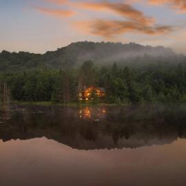 Chalet Mazama - Private Lake - Hot Tub - 16P, hotel in Wentworth-Nord