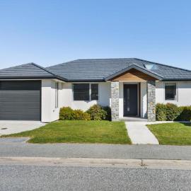 Best for Mates! Double Ensuite!, Hotel in Cromwell