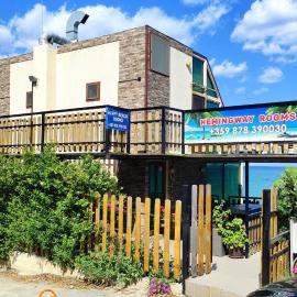 Hemingway rooms in Happy Beach