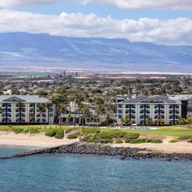 Hampton Inn & Suites Maui North Shore, хотел в Кахулуи