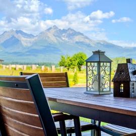 Vysoké Tatry apartmán B for 4 people, hotel in Mlynica
