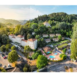 Viesnīca Grand Hotel Des Bains & Villas des Bains pilsētā Vala Lebēna