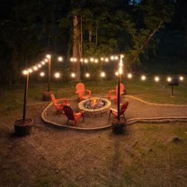 Pet Friendly Cabin in Sevierville, Sleeps 12 - Arcade and Foosball , Hot Tub, Fire Pit - Close to Dollywood