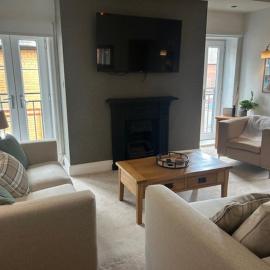 St Annes Spacious Apartment
