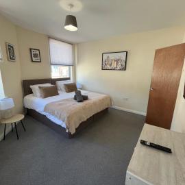 2 Bedroom Apartment in Swindon Town Centre