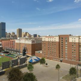 Hilton Garden Inn Oklahoma City/Bricktown، فندق في مدينة اوكلاهوما