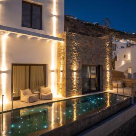 VEZO Suites Mykonos, hotell i Tourlos