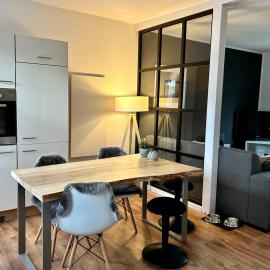 stilvolles Ferienhaus mit Garten im Ortskern von Olsberg، فندق في أولسبرغ