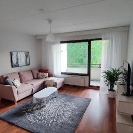 Spacious 3-room stay near Airport