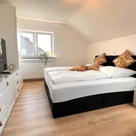Modern und flexibel wohnen zwischen Köln und Düsseldorf, hotel v destinácii Langenfeld