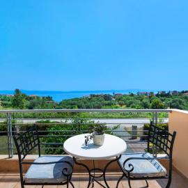 Summer Houses in Afytos, hotel v destinácii Afitos