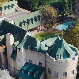 Chartwell Castle & Guest House, hotel a Chartwell