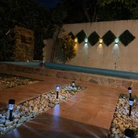Casa de campo con piscina, aire acondicionado, estacionamiento privado con BBQ, hotel in Barranquilla