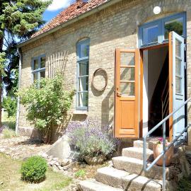 Verwalterhaus mit Blick auf die Pferdeweide -Gut Wittmoldt-