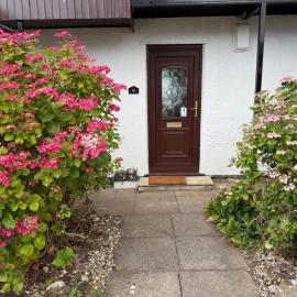 Ground Floor Beachside Apartment, hotel in Deganwy