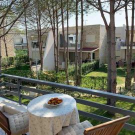 Sea & Pines apartment- Lalēz Bay Beach, hotel a Fushë-Draç