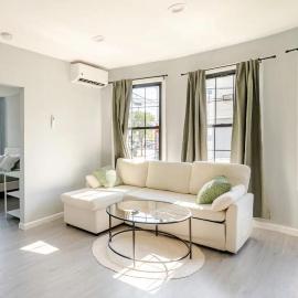 Modern Apartment in Black Rock-