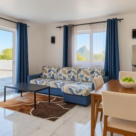 Gracious Haven - Fully Equipped Rooftop with private terrace house in Saint-Pierre, Moka, hotel u gradu Moka