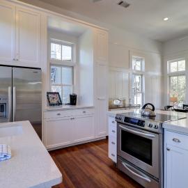 A Seaside Beauty! Book Now - Lot of Outdoor Living Space