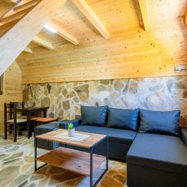 Etno selo TORINE-LUKAVICA,Niksic, hotel in Kamenica