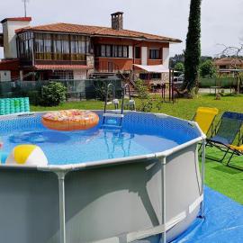 Casa entera Family House Gijón، فندق في خيخون