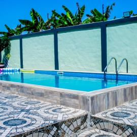 Luxurious Akwaaba Apartments: Takoradi şehrinde bir otel
