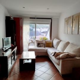 Apartamento céntrico al lado de la playa, hotel din Bueu