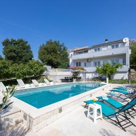 Stunning Home In Kastel Sucurac
