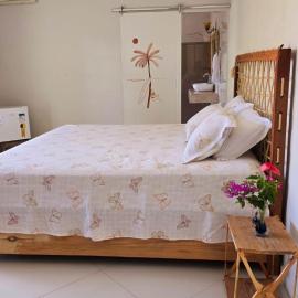 Casa Clorophila, suíte master completa com banheira, para 3 hóspedes, hotel in Vila Velha