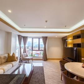 Hi-rise 1BR at One Euphoria near to the new Red Street & Fast Wi-Fi, hotel in Angeles