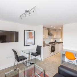 House of Fisher - Central Gate, hotel a Newbury