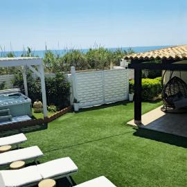 Viesnīca Agave Villa's Fronte Mare pilsētā Ispika